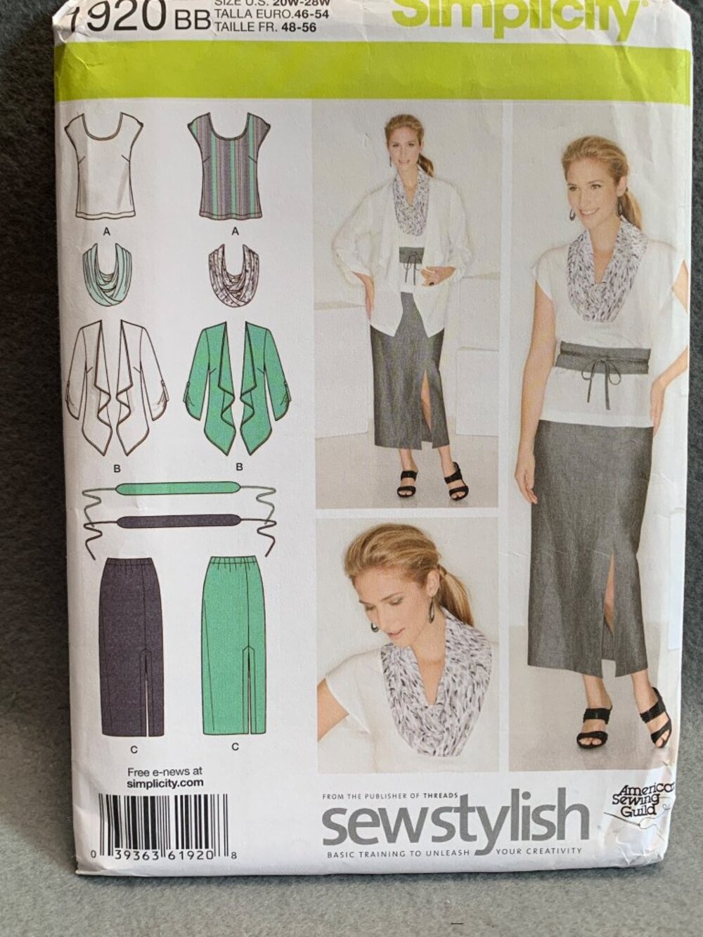 Simplicity Misses Shirt Skirt Coat Sewing Pattern Size 20W 22W 24W 26W 28W 1920